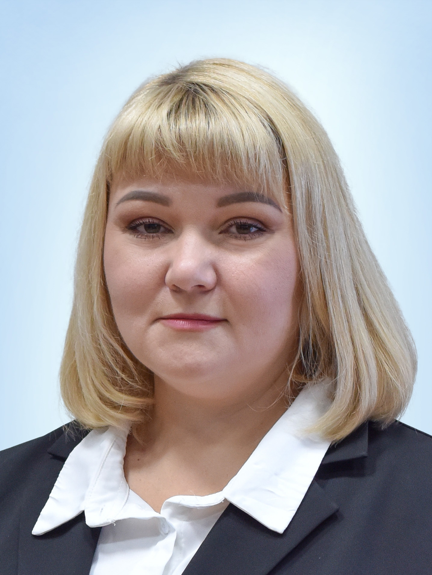 <strong>Сабрекова Ирина</strong><br />
Заместитель главного бухгалтера