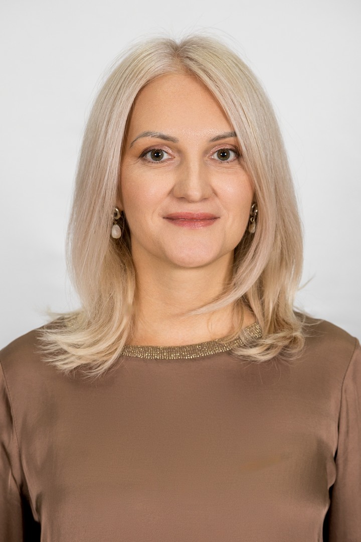 <strong>Сметанина Марина</strong><br />Начальник отдела<br />Планово-экономический отдел